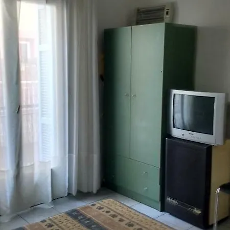 Center Apartment: Beachfront And Concert Hall Proximity * Thessaloniki